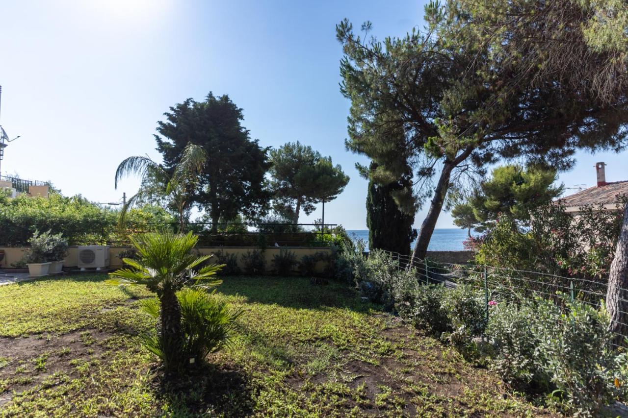Teo House Beach Таормина Экстерьер фото